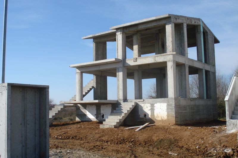 浅谈小高层住宅钢筋混凝土(框架)结构设计策略